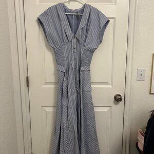 Anthropologie Short Sleeve V-Neck Pleated Midi Dress